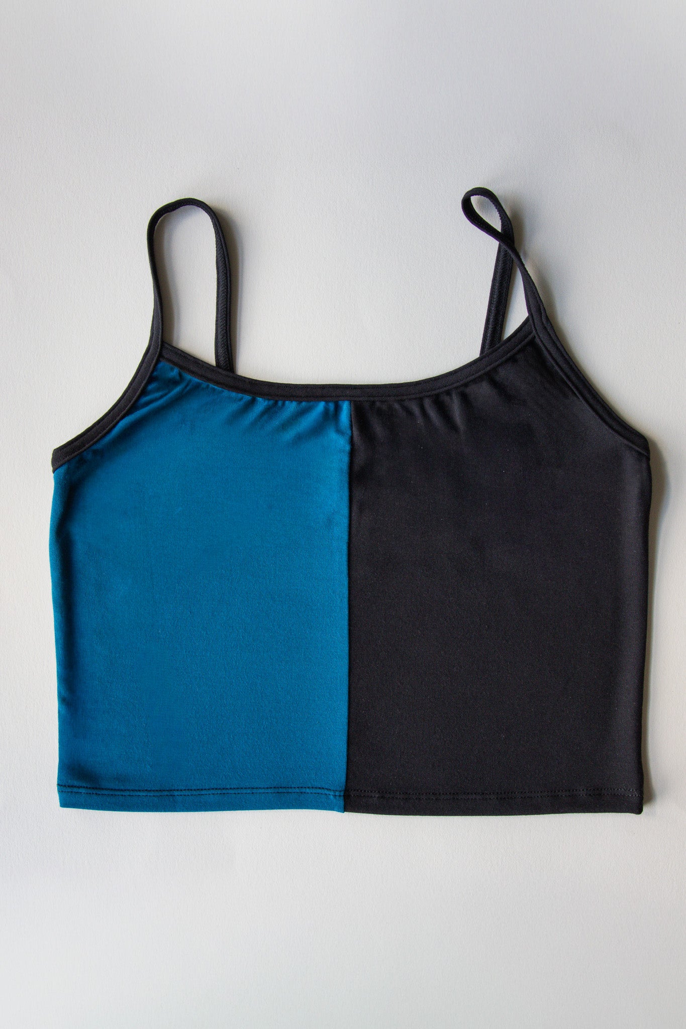 Crop top zéro déchet à fines bretelles