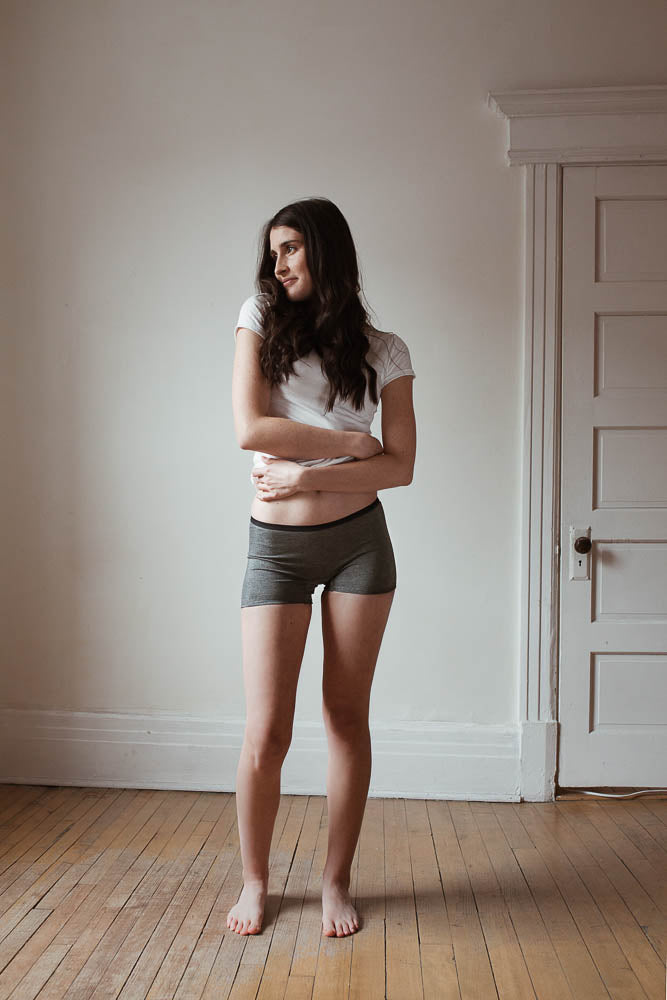 The Globetrotter Boxer / SAMPLE SALE - MEDIUM