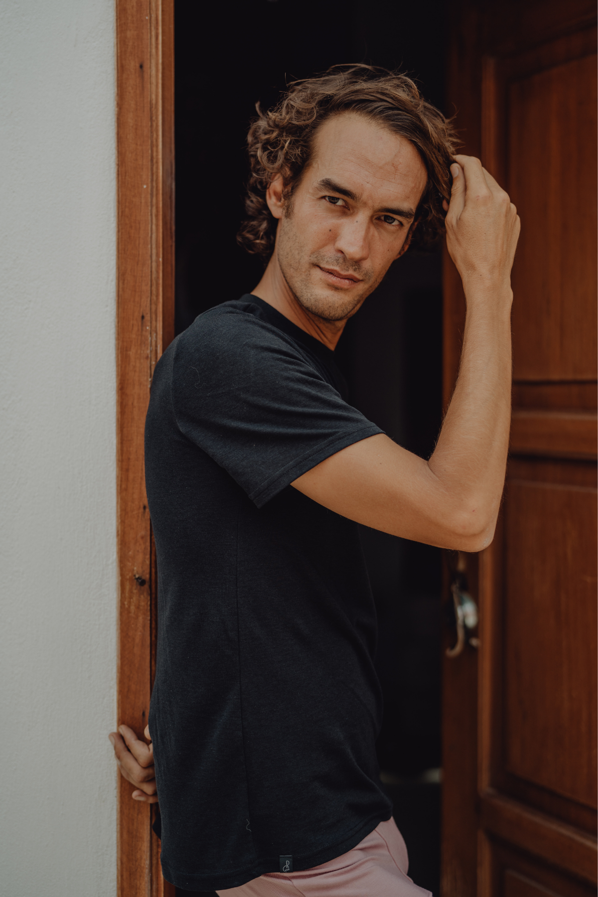 Crew Neck T-Shirt – CALM